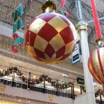 christmas-shopping-mall