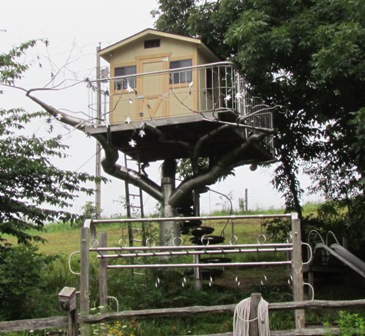 treehouse-small