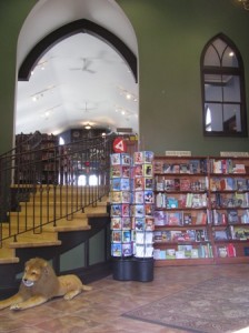 bookstore-stately-raven-web-sm1-224x300
